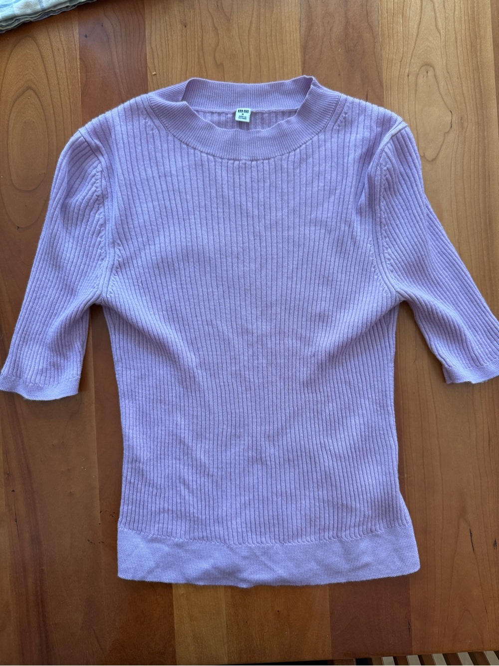 100% Soft Wool Ribbed Cropped Mock Turtleneck- M